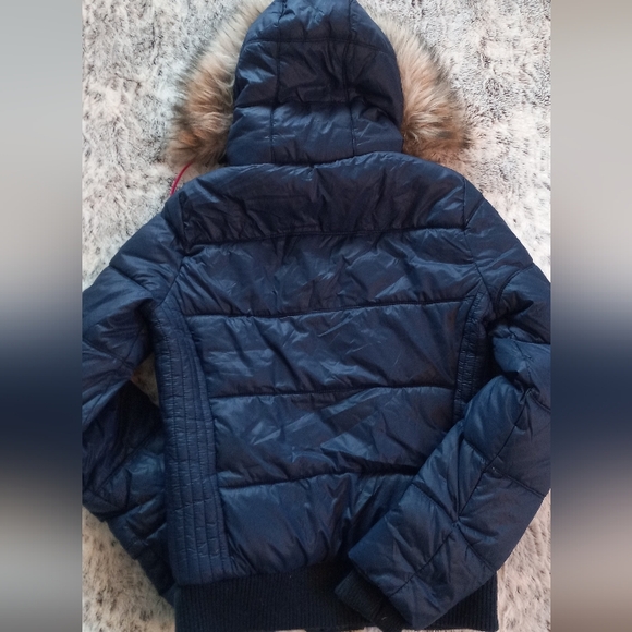 American Eagle puffer, Medium, Blue, hood with faux fur - Picture 2 of 7